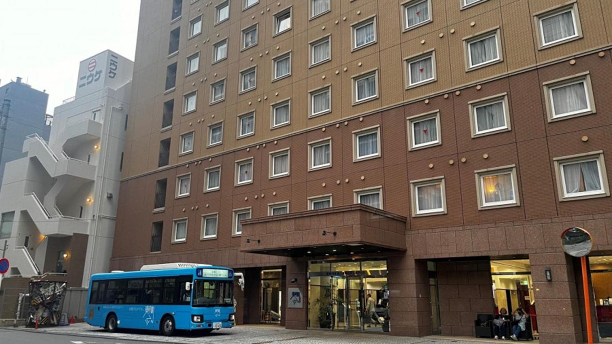 Toyoko Inn Tokyo Shinagawa Konan-Guchi Tennozu Isle Buitenkant foto